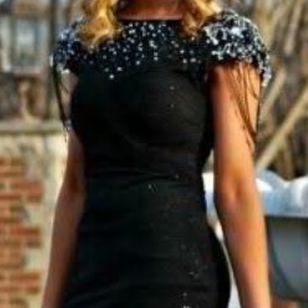 Elegant Black Dress with Sequin Details